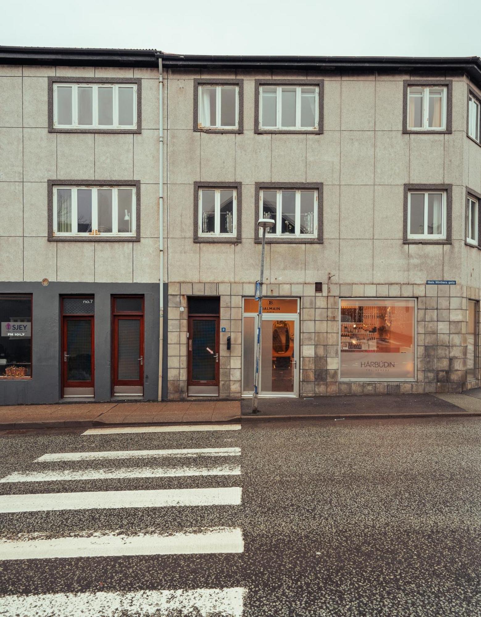 The Cookie Store Guesthouse Tórshavn Exteriör bild
